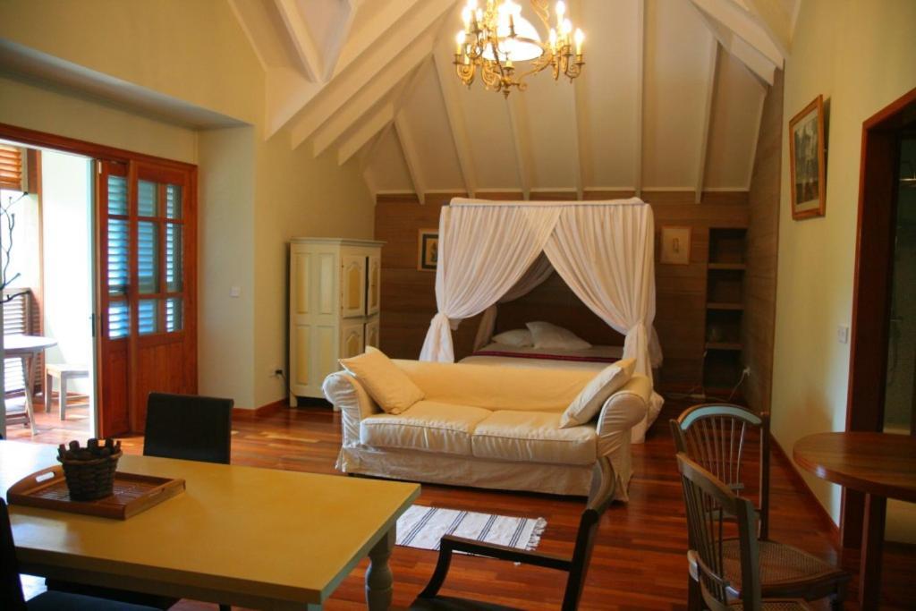 Hotel Demeure de Cap Macon à Anse Royale Extérieur photo